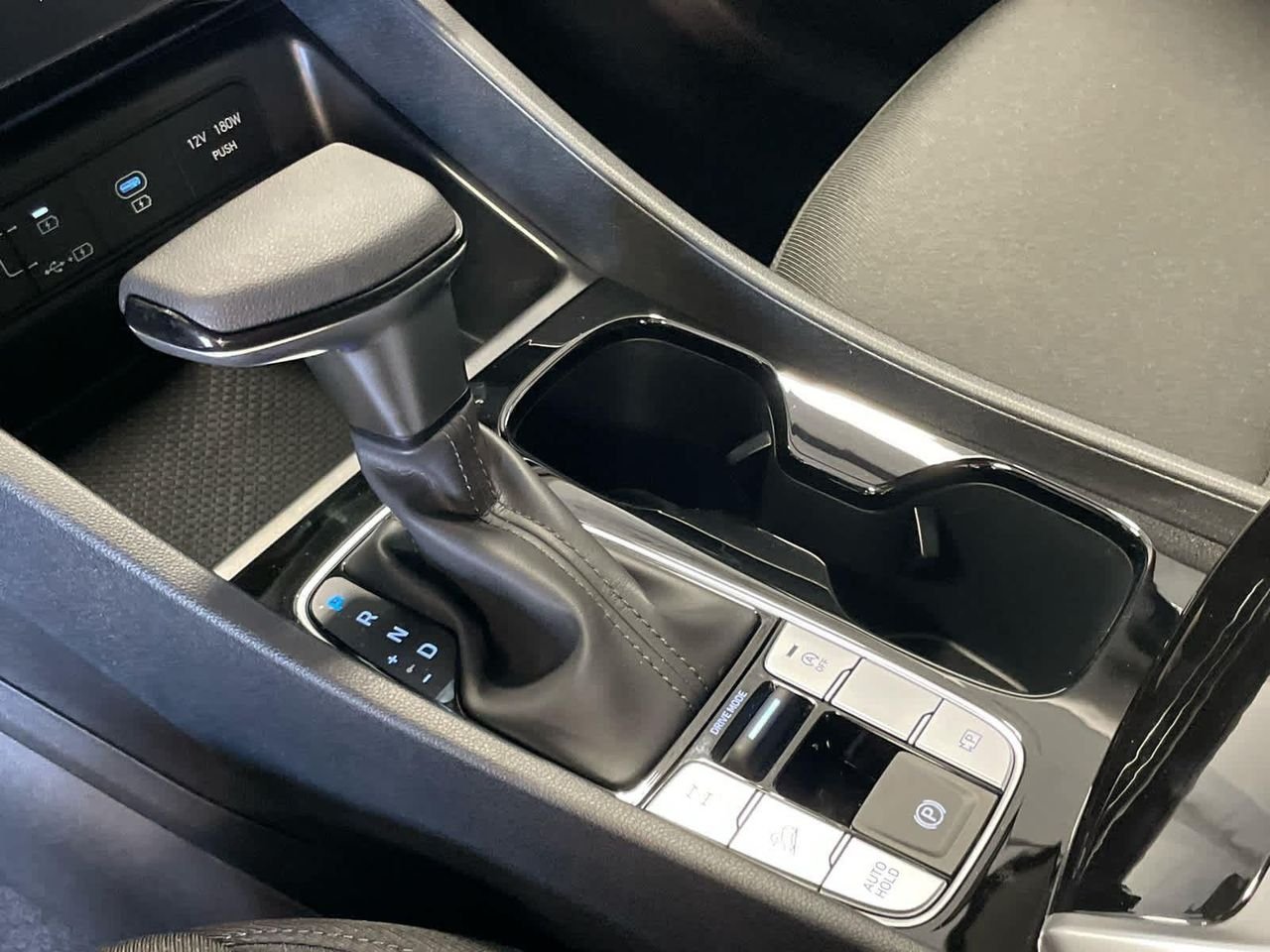 New 2026 Phantom Black Hyundai SEL AWD image 33