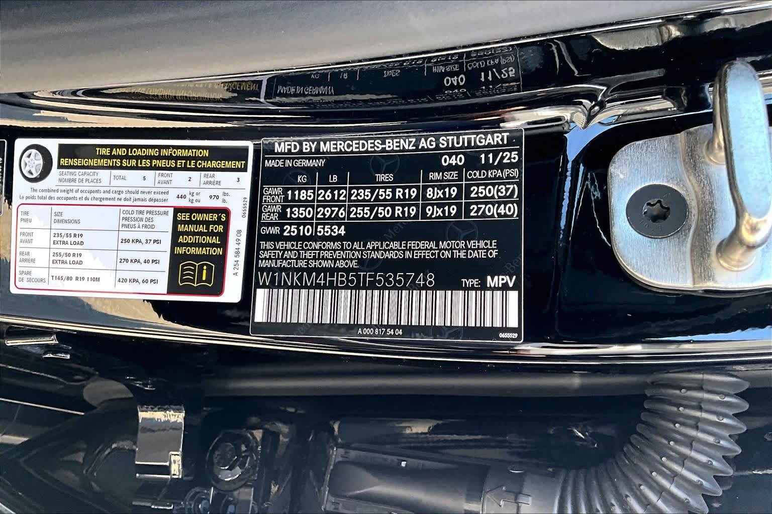 Certified Used 2026 Black Mercedes-Benz GLC 300 image 33