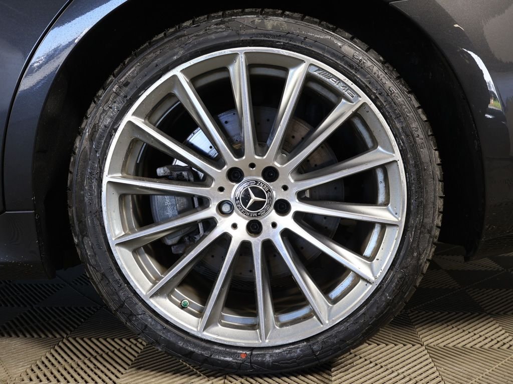 Used 2021 Gray Mercedes-Benz S 580 image 23