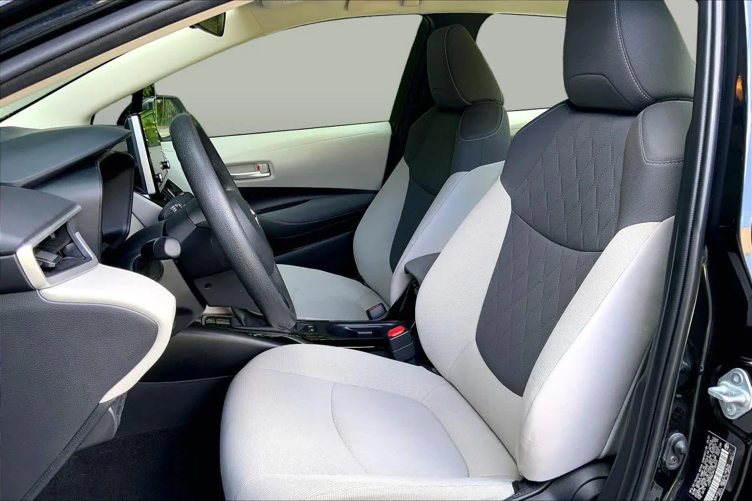 Used 2021 Black Sand Pearl Toyota LE image 9