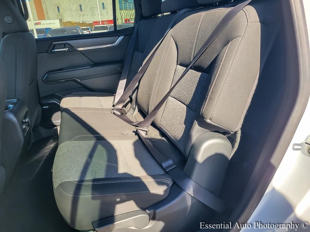 2025 GMC ACADIA - Image 10