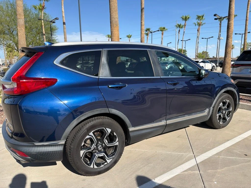 Used 2019 Blue Honda Touring image 3