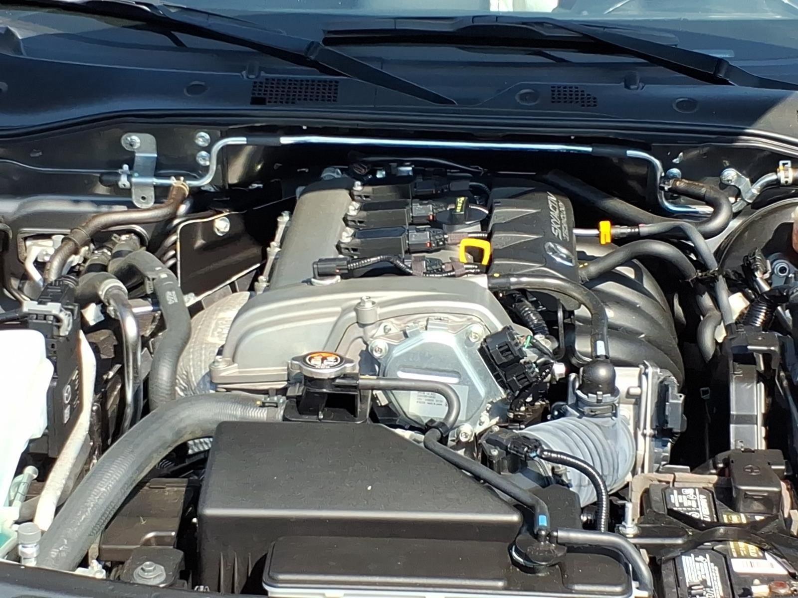 Used 2018 Machine Gray Mazda Club image 31