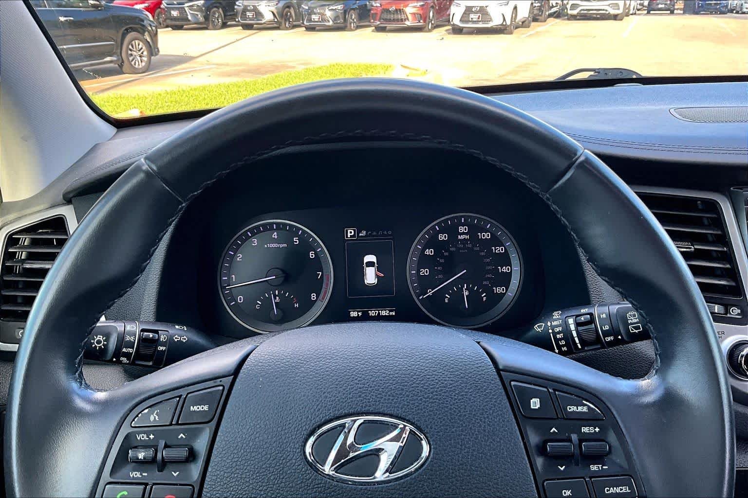 Used 2017 Coliseum Gray Hyundai Limited image 24