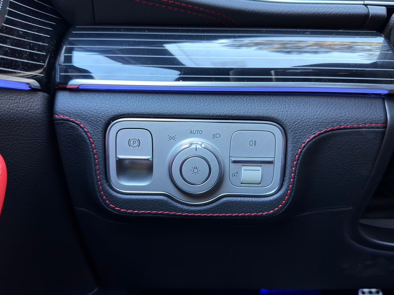 New 2026 Cirrus Silver Metallic Mercedes-Benz GLE 53 AMG® image 21