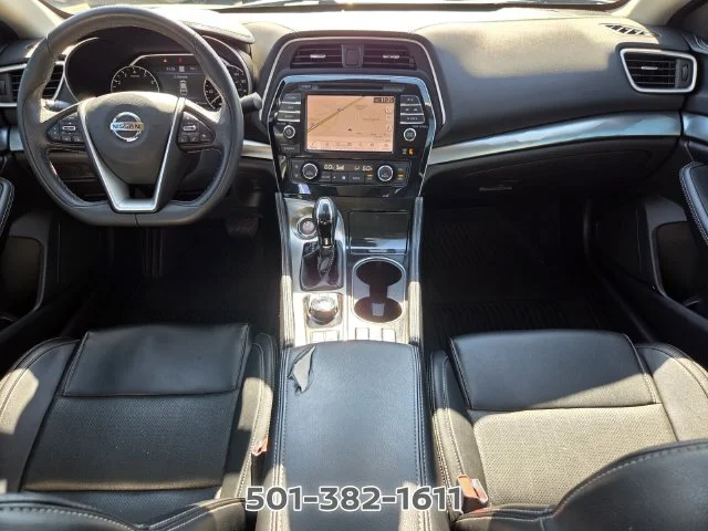 Used 2022 White Nissan SV image 14