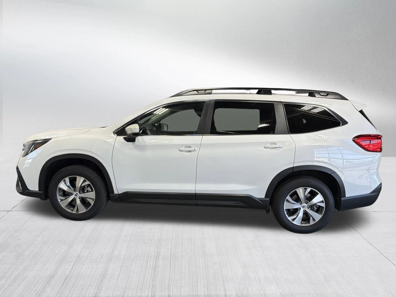 Certified Used 2025 Crystal White Pearl Subaru Premium image 4