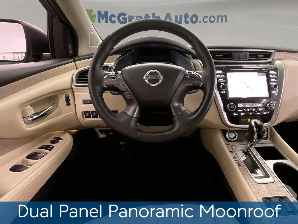 Used 2022 Gray Nissan SL image 8
