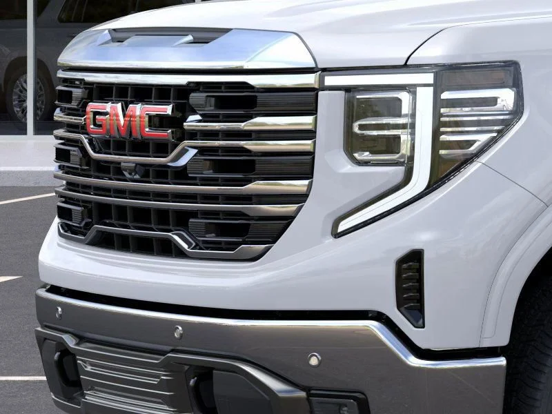 2025 GMC Sierra 1500 SLT - Photo 13