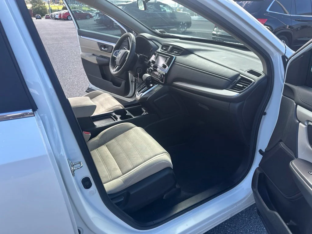 Used 2017 White Diamond Pearl Honda LX image 13