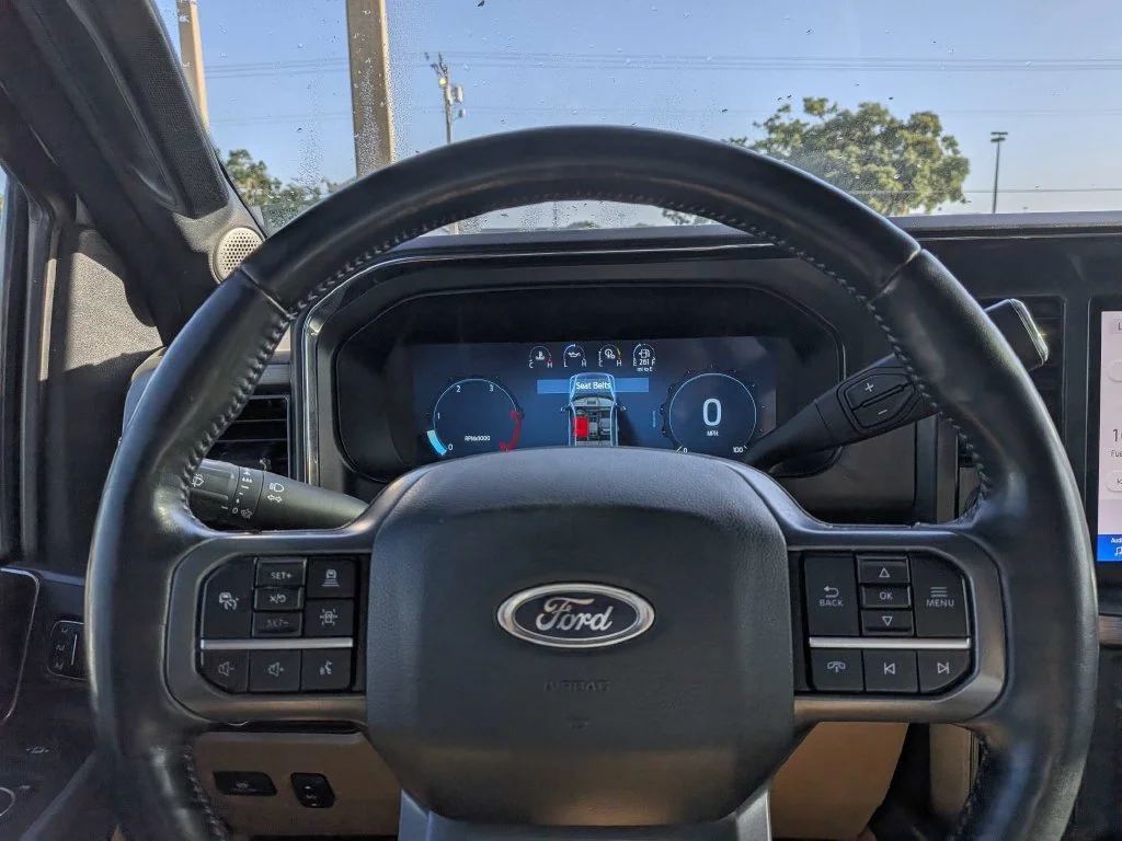 Used 2024 White Metallic Ford Lariat image 19