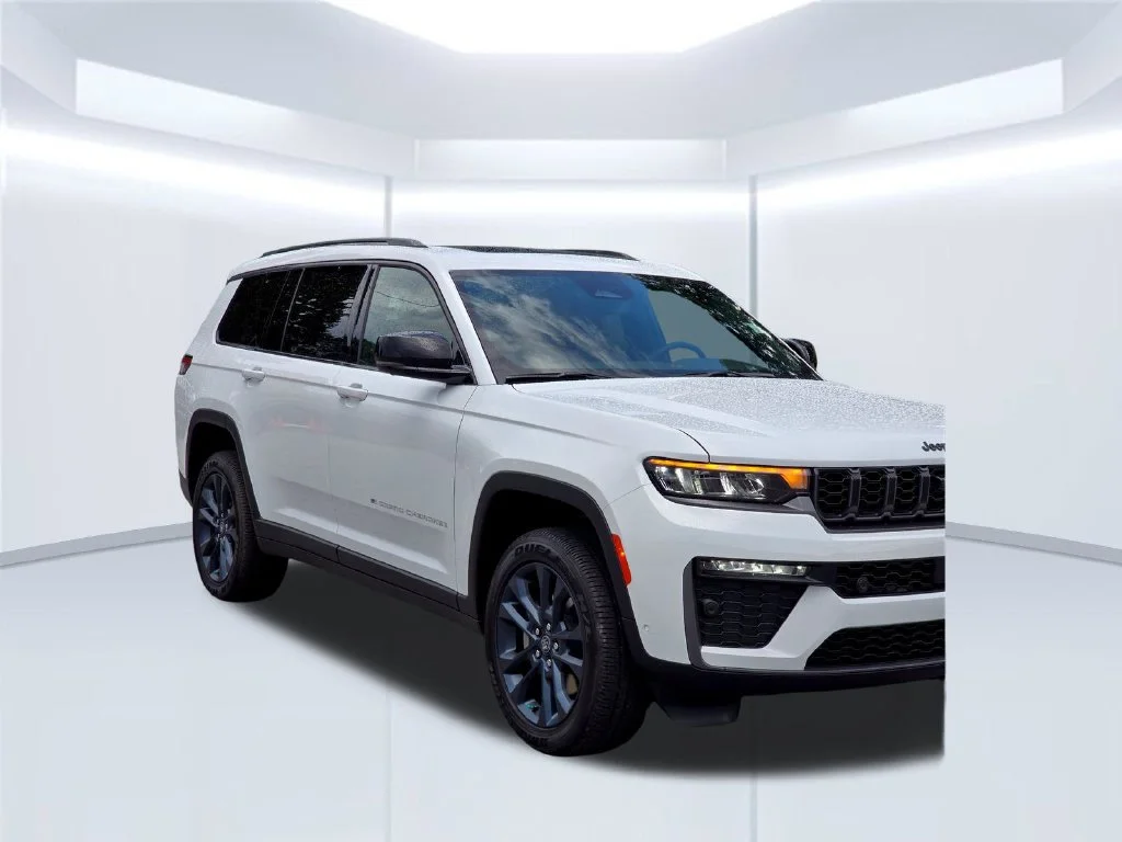New 2026 White Jeep 85th Anniversary Edition image 39