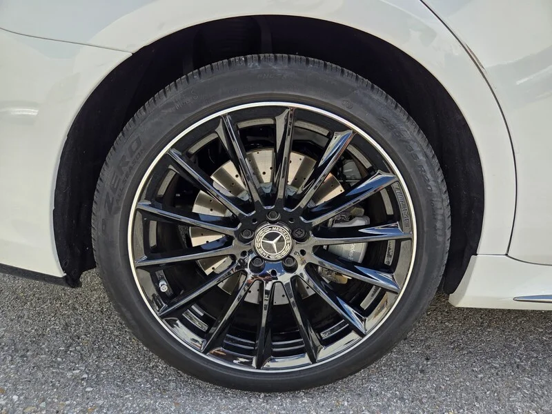 Used 2025  MERCEDES-BENZ S 580E image 11