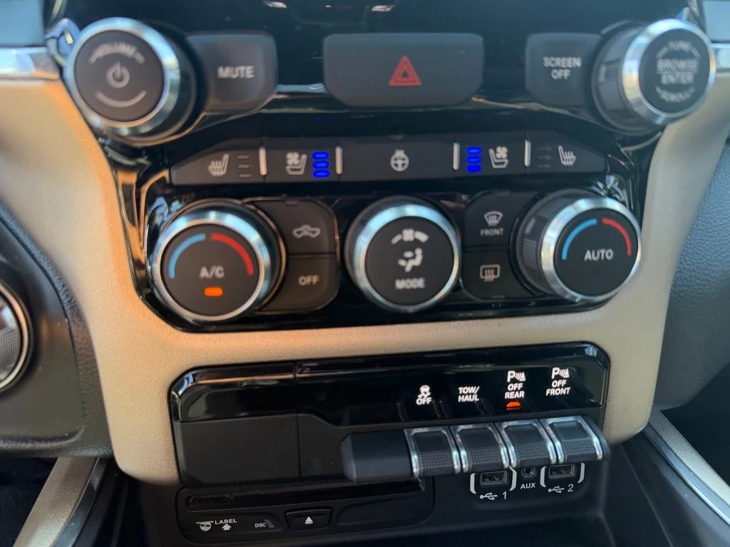 Used 2019 Red Ram Laramie image 13