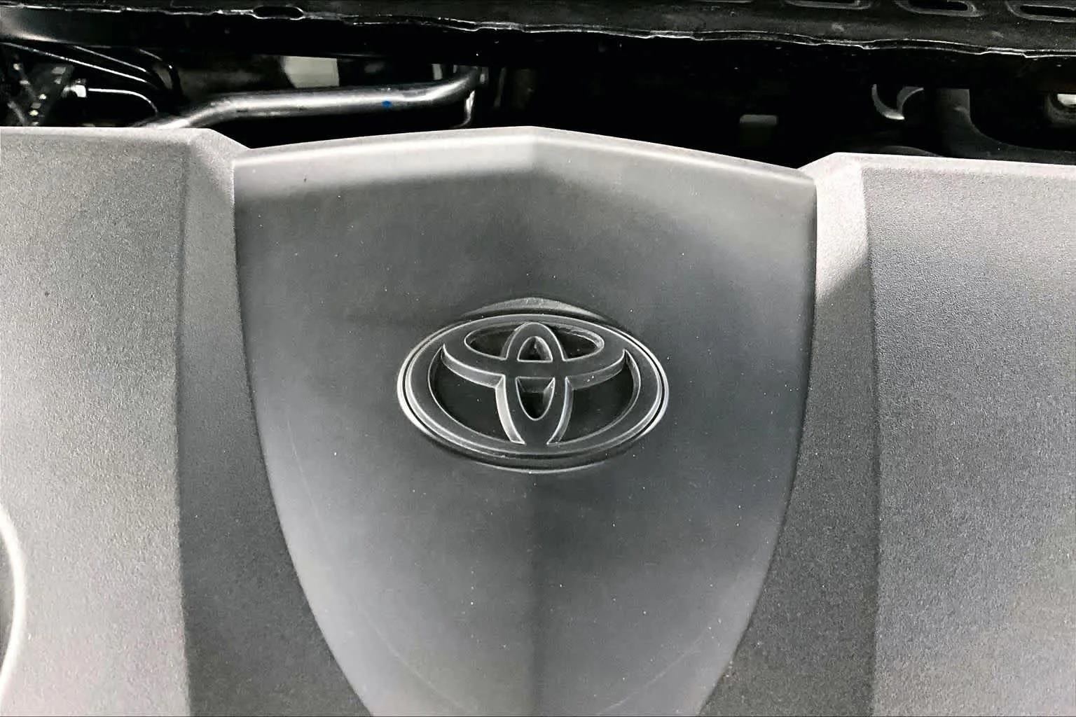 Used 2025 Midnight Black Metallic Toyota LE image 32