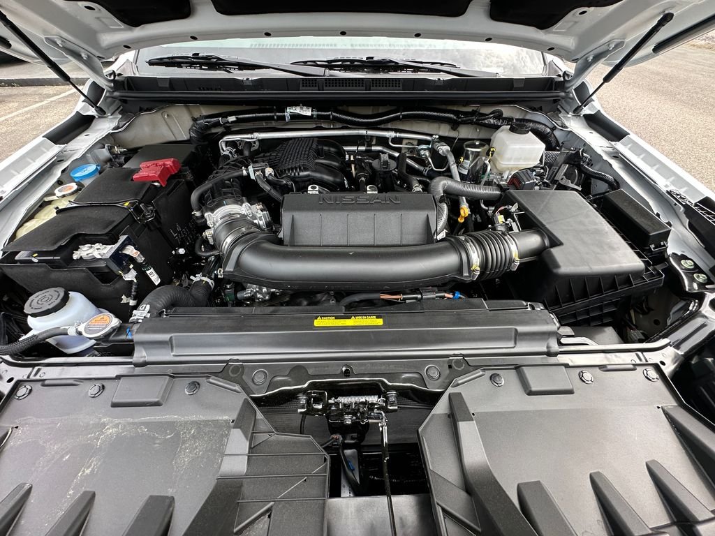 New 2026 Glacier White Nissan Crew Cab S image 23