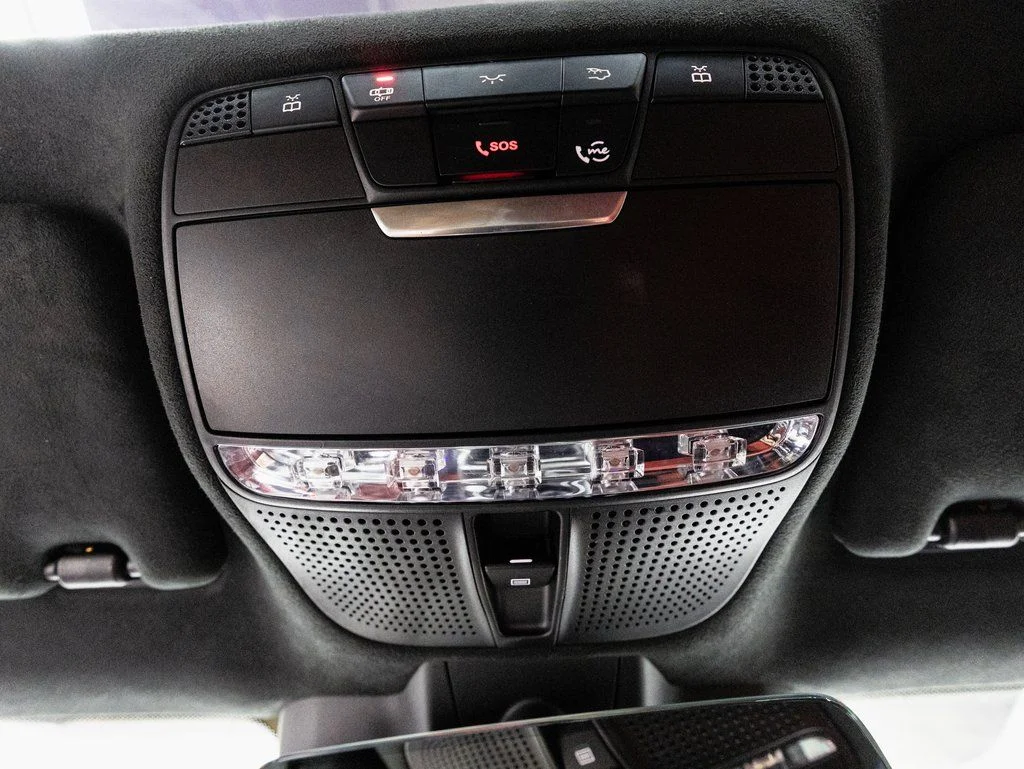 Used 2023 White Mercedes-Benz S image 23