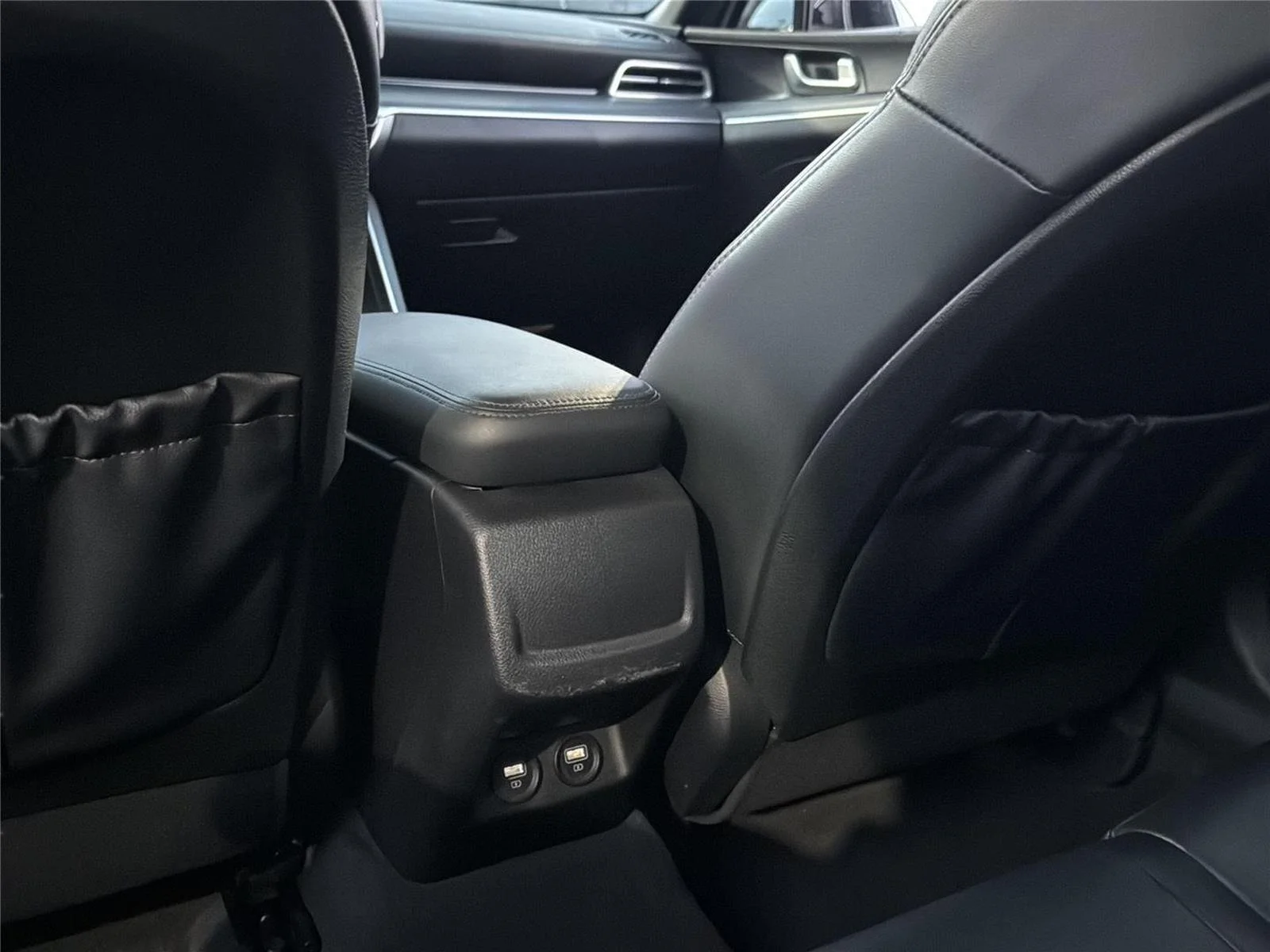 Used 2023 Wolf Gray Kia GT-Line image 16