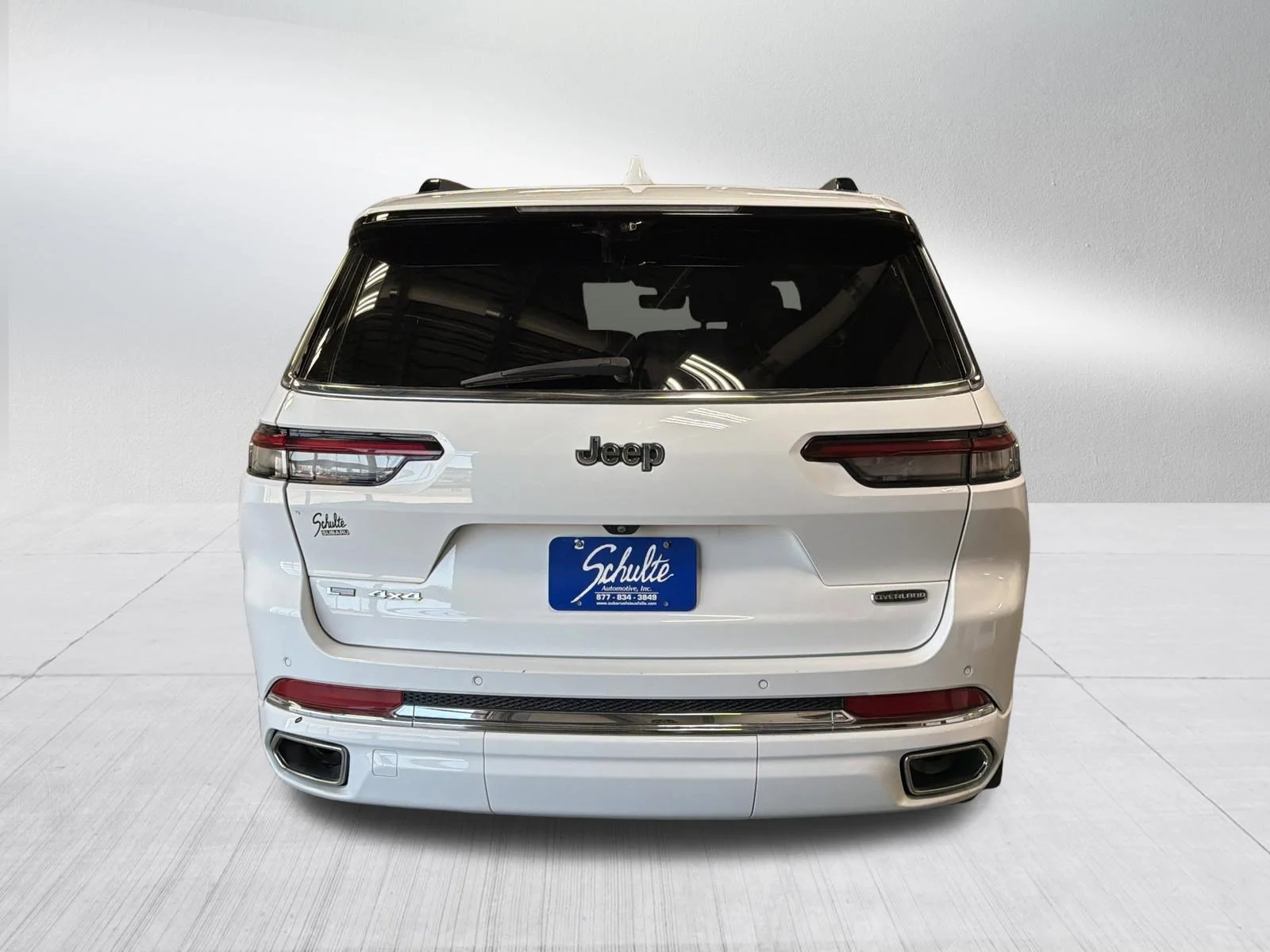 Used 2022 Bright White Clearcoat Jeep Overland image 6