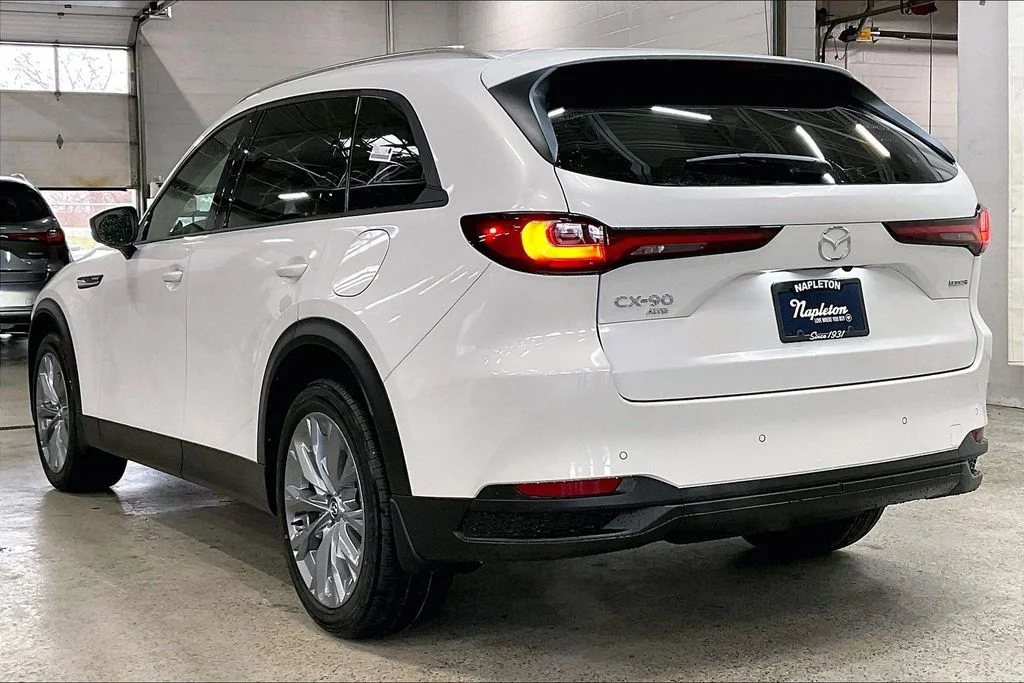 New 2026 Rhodium White Premium Mazda 3.3 Turbo Preferred AWD image 3