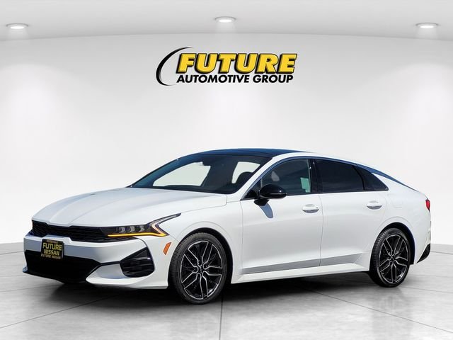 Used 2024 White Kia GT image 5