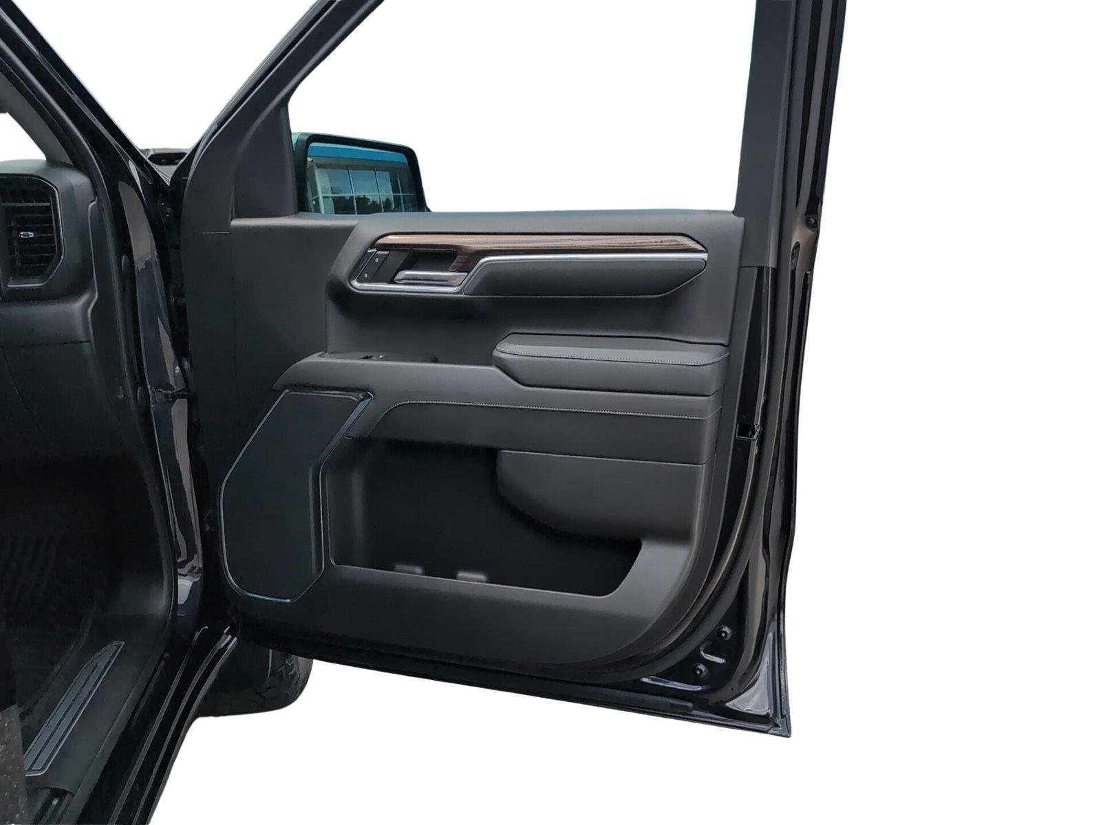 Used 2023 DARK ASH METALLIC Chevrolet LT image 16