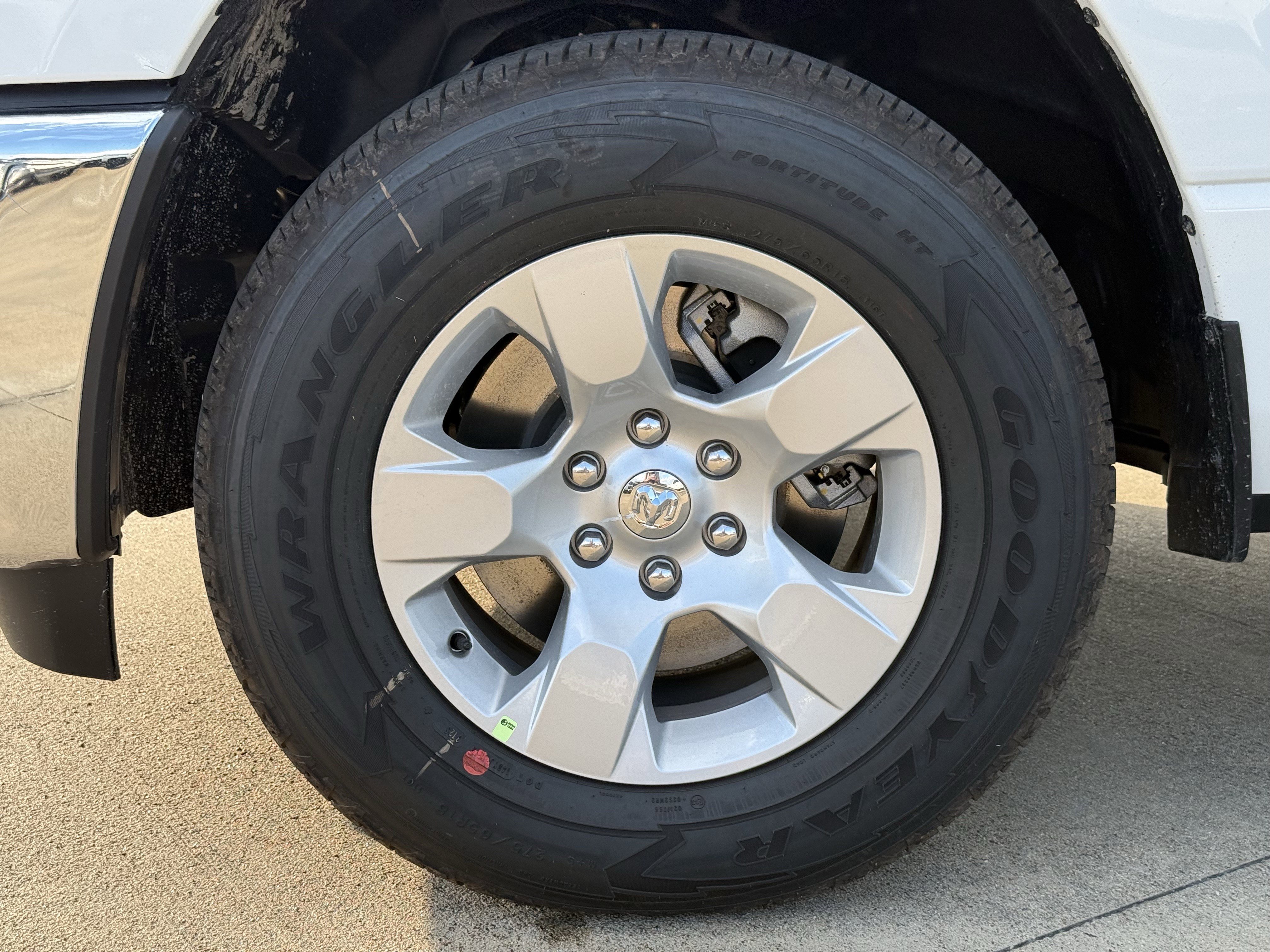 New 2026 Bright White Clear-Coat Exterior Paint RAM Lone Star image 8