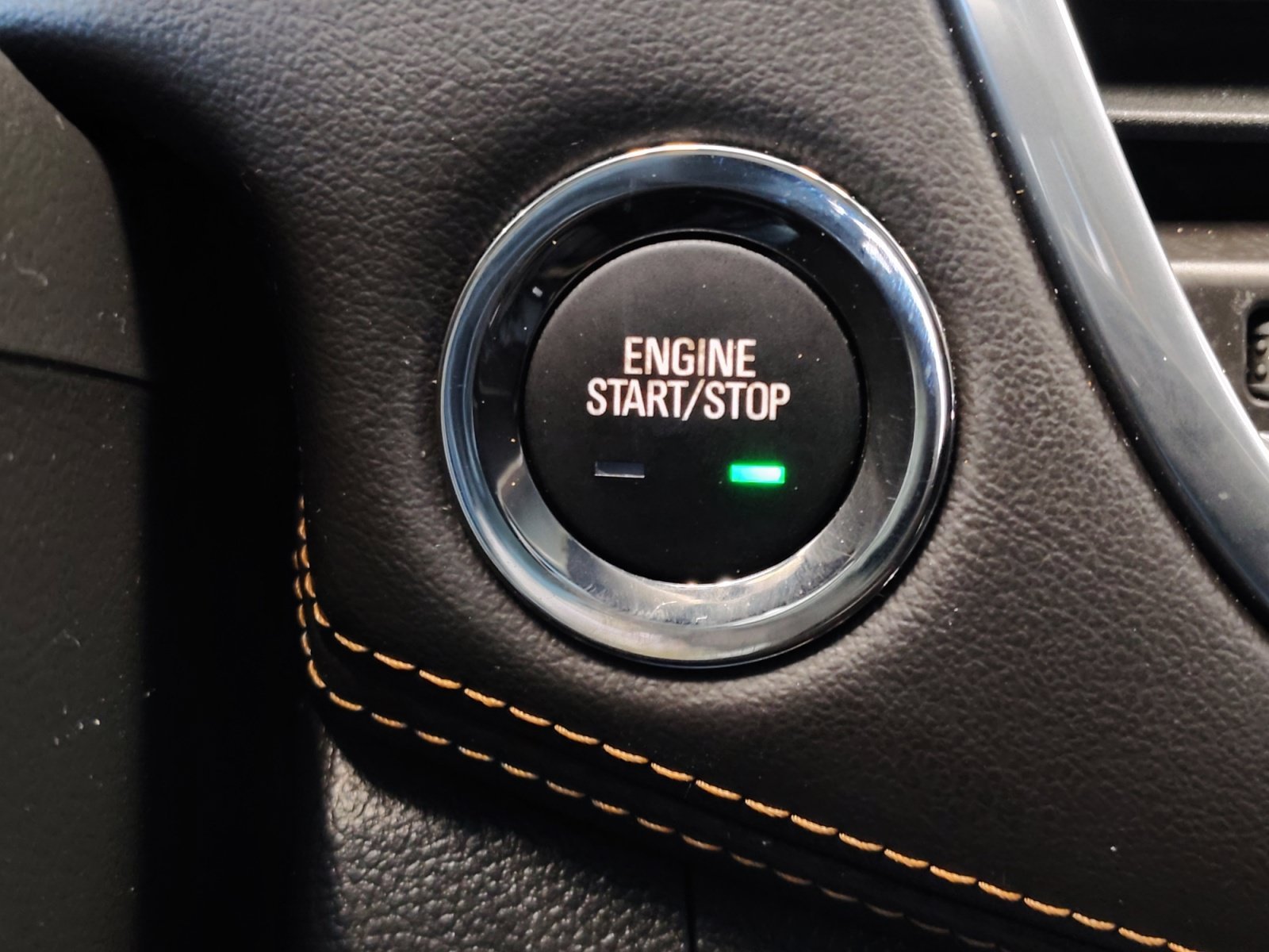 Used 2018 Mosaic Black Metallic Chevrolet Premier image 31