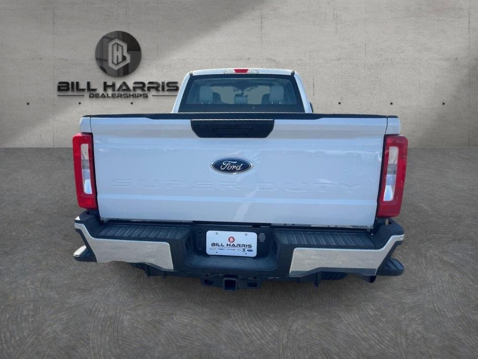 Used 2023 White Ford XL image 5