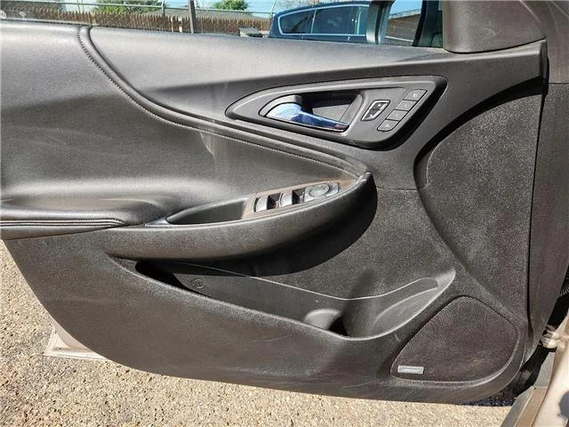 Used 2024 Sterling Gray Metallic Chevrolet 2LT image 10