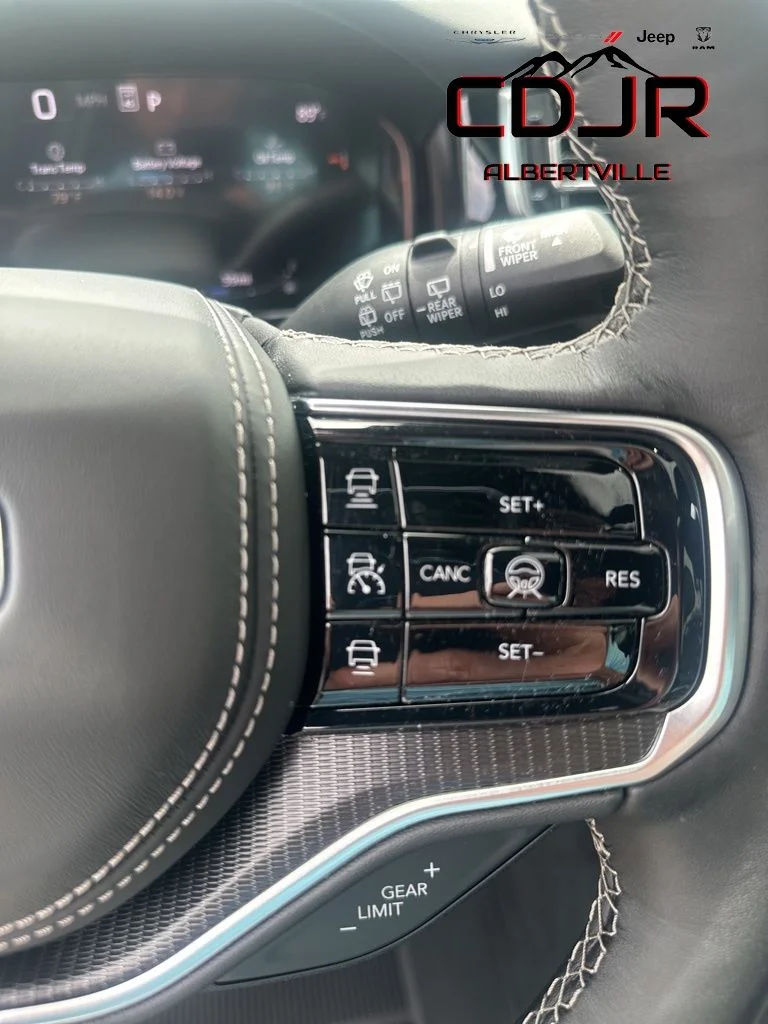 New 2024 Baltic-Gray Metallic Clear-Coat Exterior Paint Jeep Series II image 26