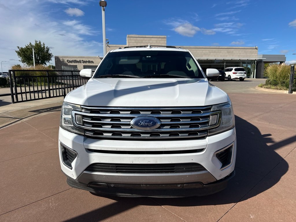 Used 2019 White Ford Limited image 10