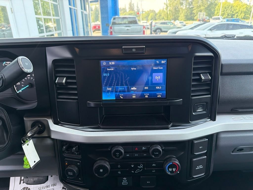 Used 2025  Ford XLT image 13