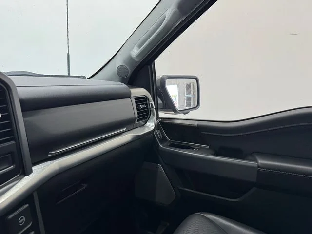 Used 2023 Black Metallic Ford Lariat image 35