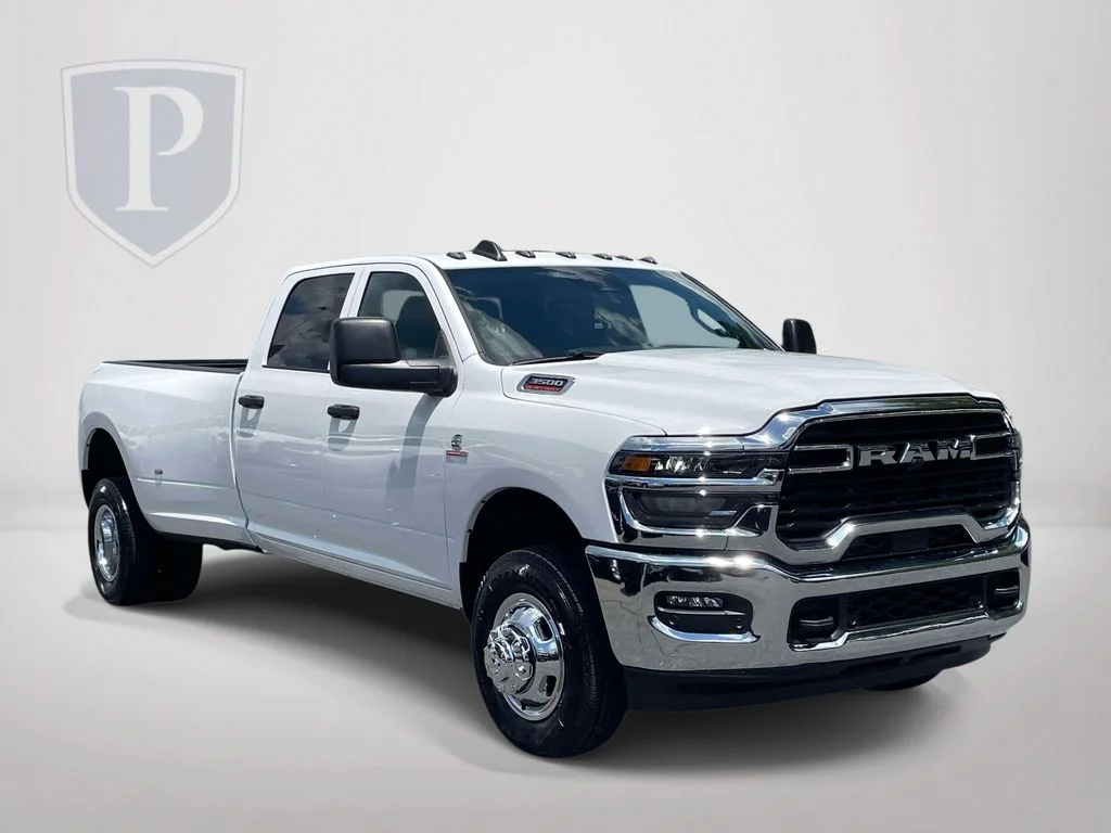 New 2026 Bright White Clear-Coat Exterior Paint RAM Tradesman image 2