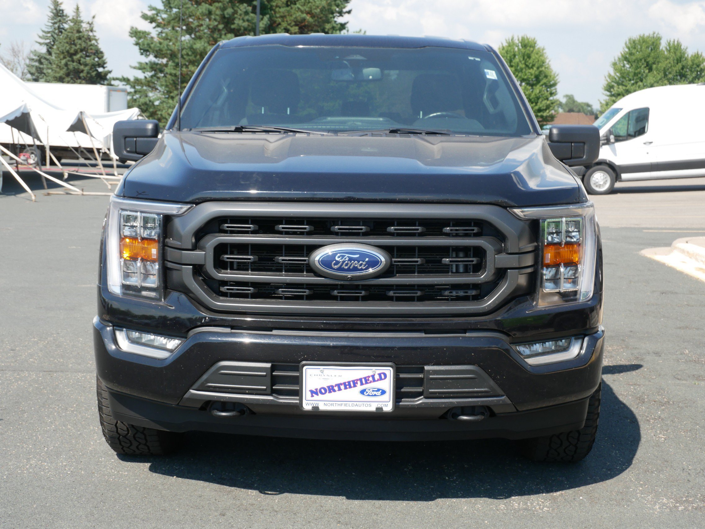 Used 2022 Black Ford XL image 3