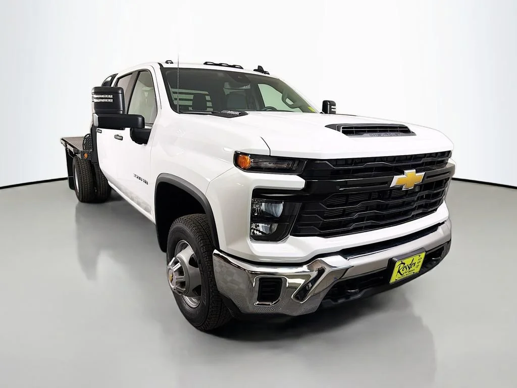 New 2026 Summit White Chevrolet Work Truck image 3