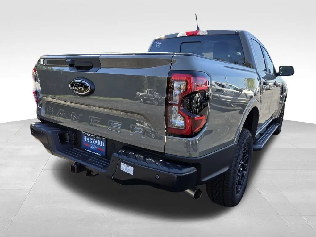 New 2026 Marsh Gray Ford XLT image 24