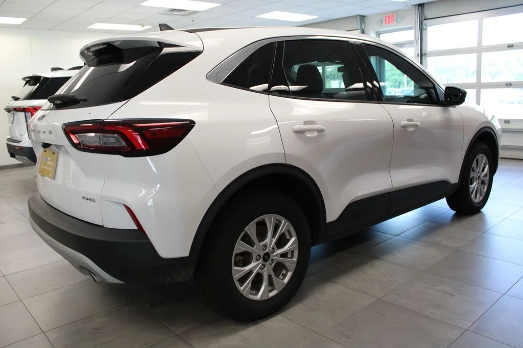 Certified Used 2024 Oxford White Ford Active image 4