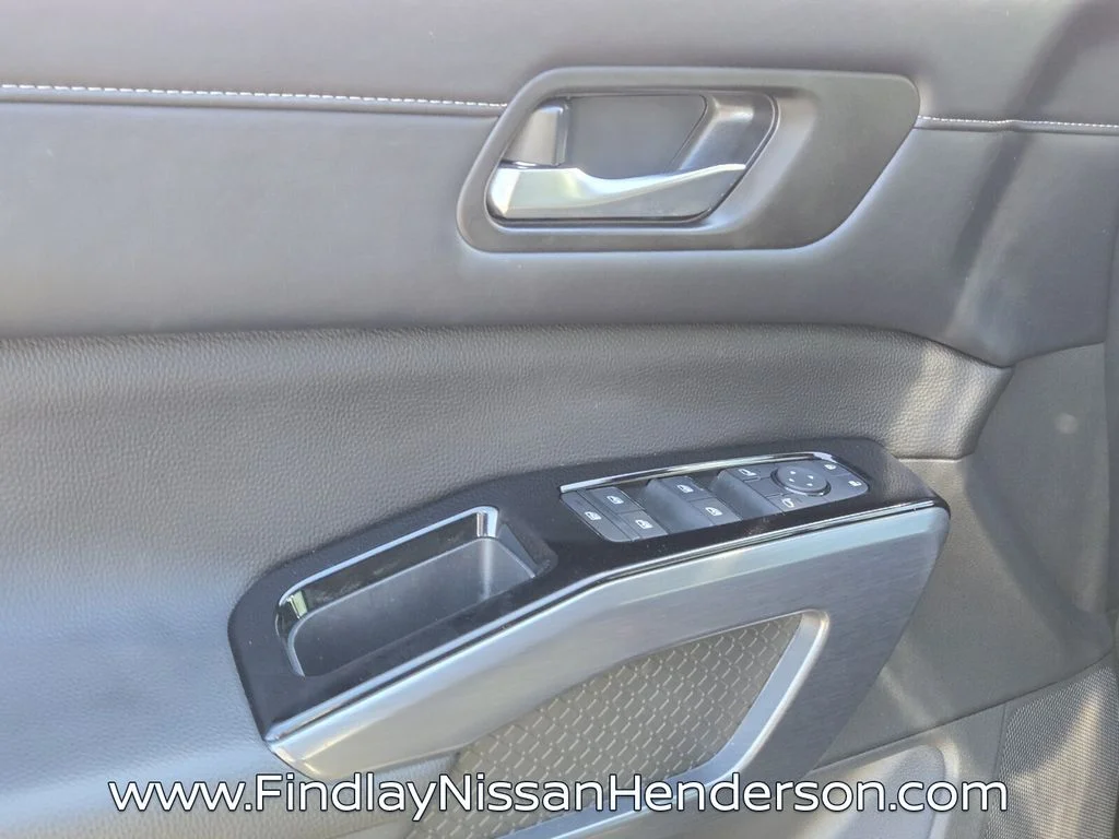 Certified Used 2025 Black Nissan SL image 21