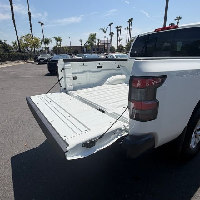 New 2026 Glacier White Nissan Crew Cab S image 9