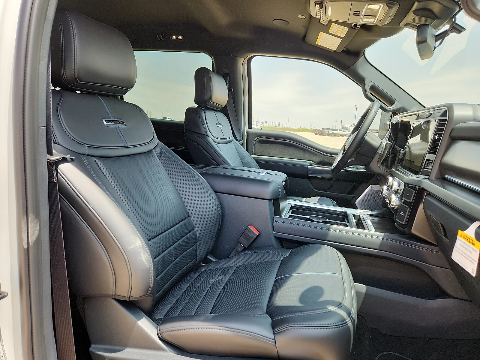 New 2026 Star White Metallic Tri-Coat Ford F-350® Platinum® image 20