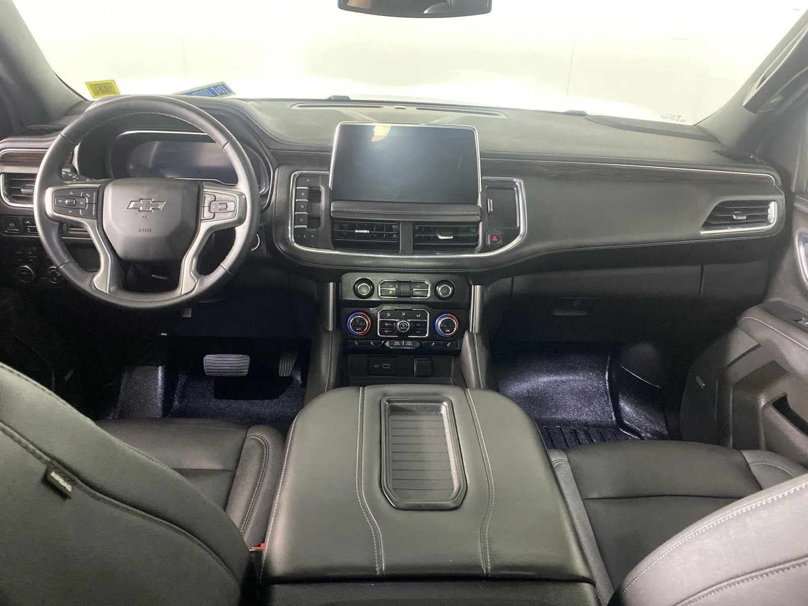 Used 2023 Summit White Chevrolet Z71 image 26