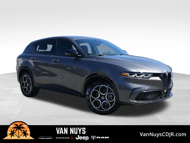 2025 Alfa Romeo Tonale Base