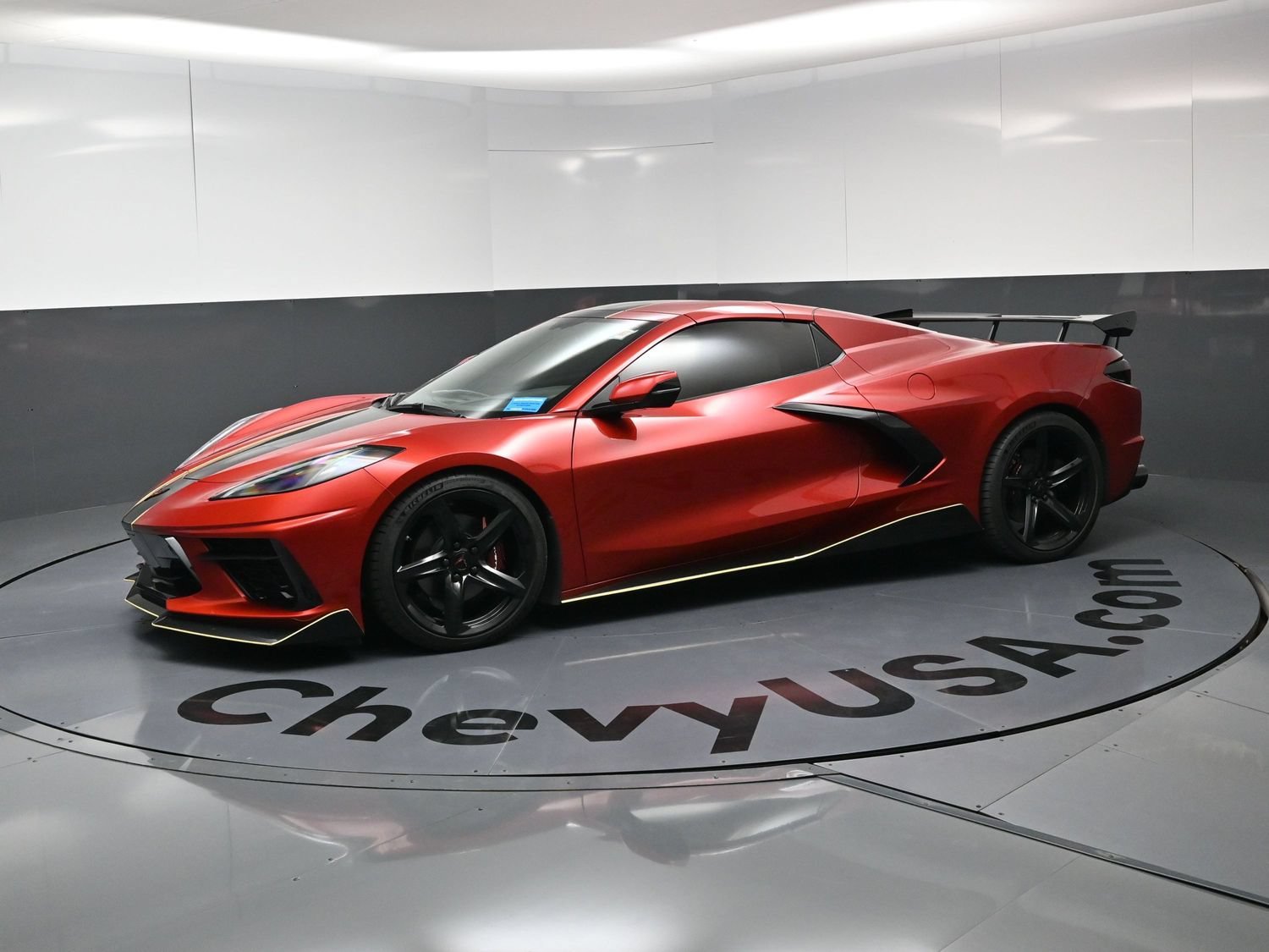 Used 2022 Red Mist Metallic Tintcoat Chevrolet 2LT image 5