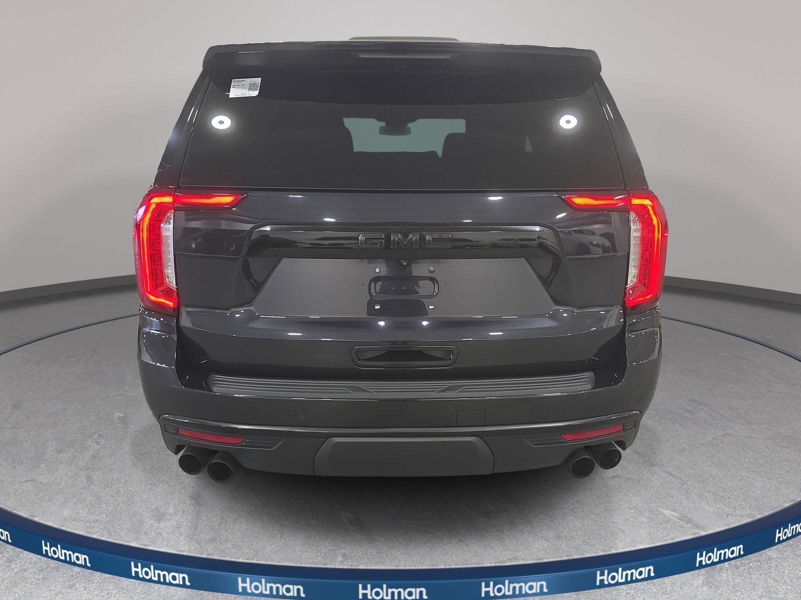 Used 2024 Silver GMC Denali image 7