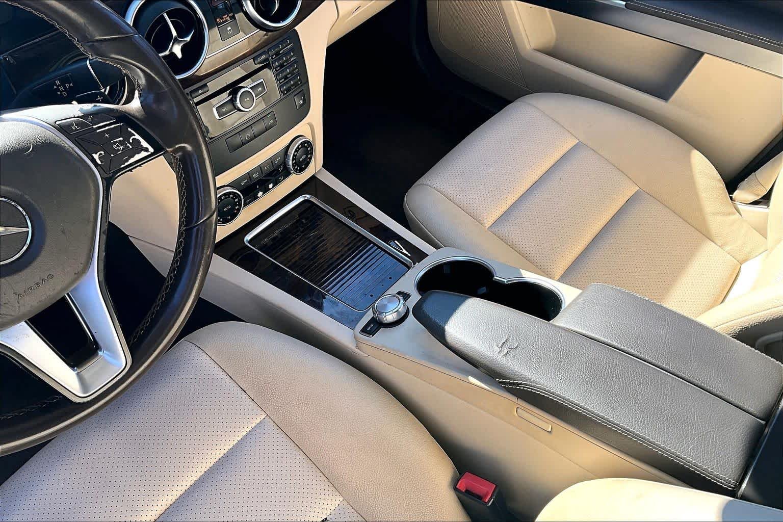 Used 2014 Polar White Mercedes-Benz GLK 350 image 16