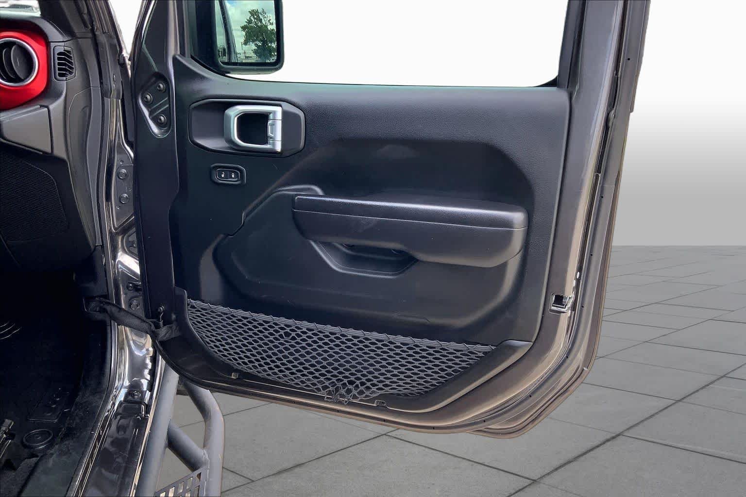 Used 2021 Granite Crystal Metallic Clearcoat Jeep Rubicon image 22