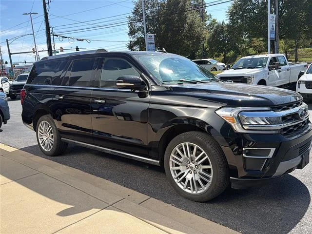 2024 Ford Expedition MAX 