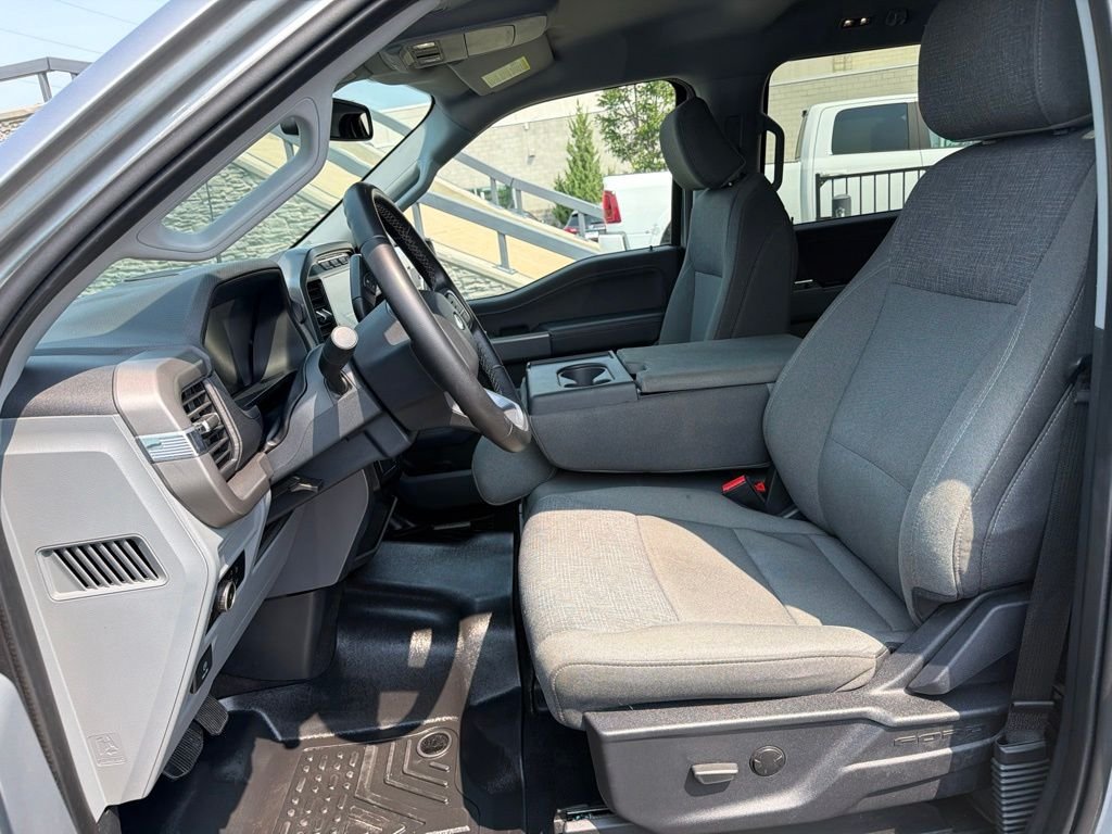 Used 2024  Ford XLT image 10